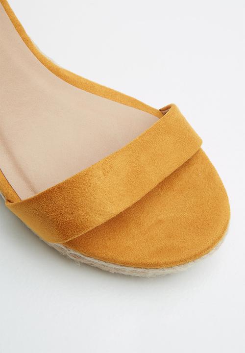 ONLY - Amelia heeled cap sandal - yellow