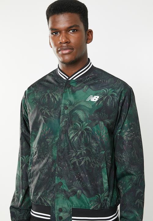 New Balance  - Essentials dark jungle stadium jacket - black & green