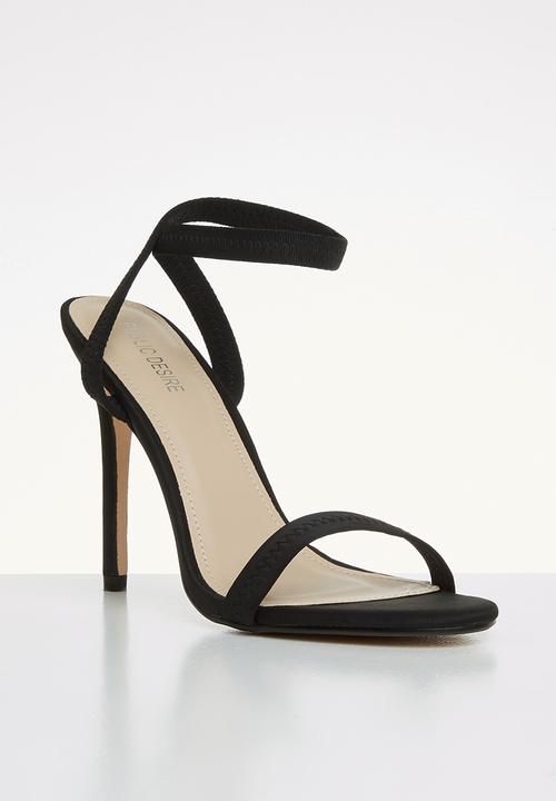 Public Desire - Abyss heel - black