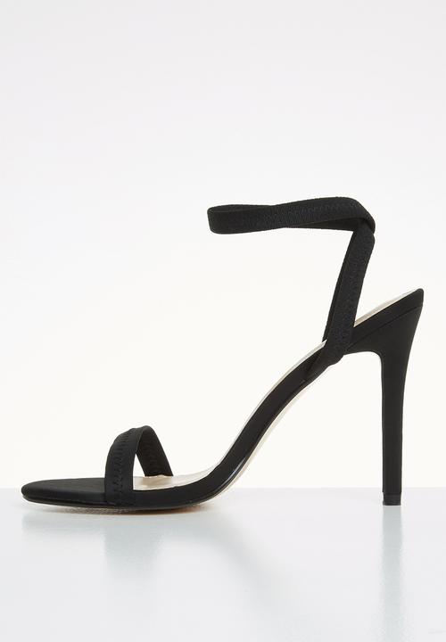 Public Desire - Abyss heel - black