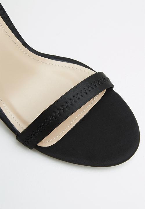 Public Desire - Abyss heel - black