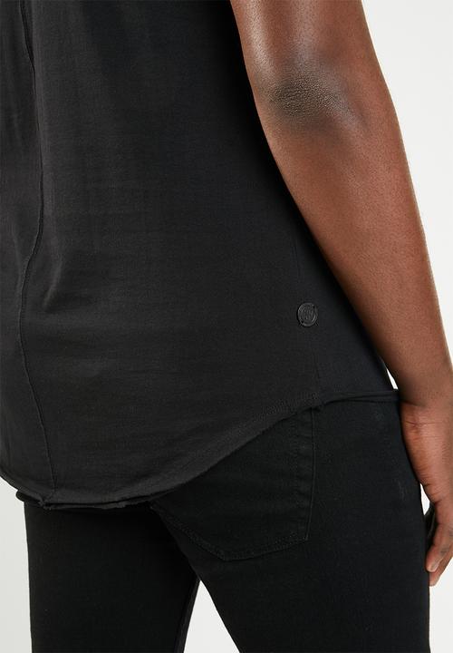S.P.C.C - High density logo tee - black