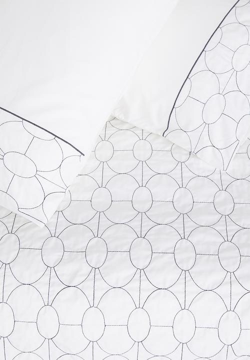 Sheraton Textiles - Cole embroidered duvet cover set - white & grey