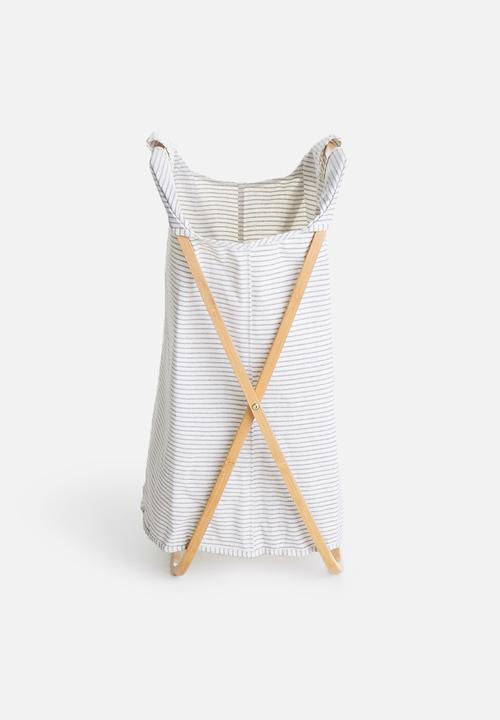 Sixth Floor - Butterfly laundry basket - grey