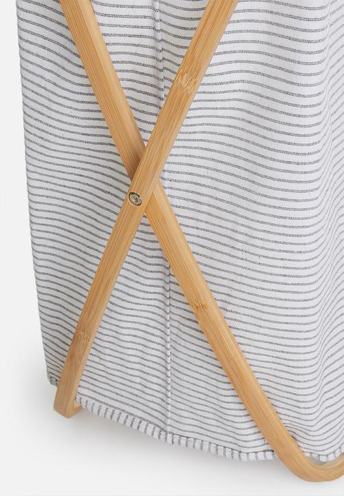 Sixth Floor - Butterfly laundry basket - grey