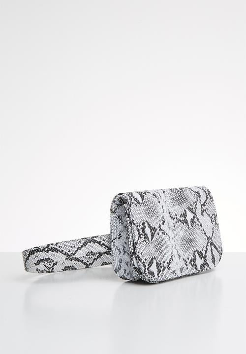 Superbalist - Snake skin waistbag - grey