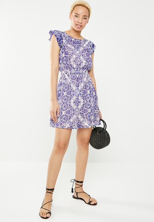 c(inch) - Frill sleeve fit and flare dress - multi