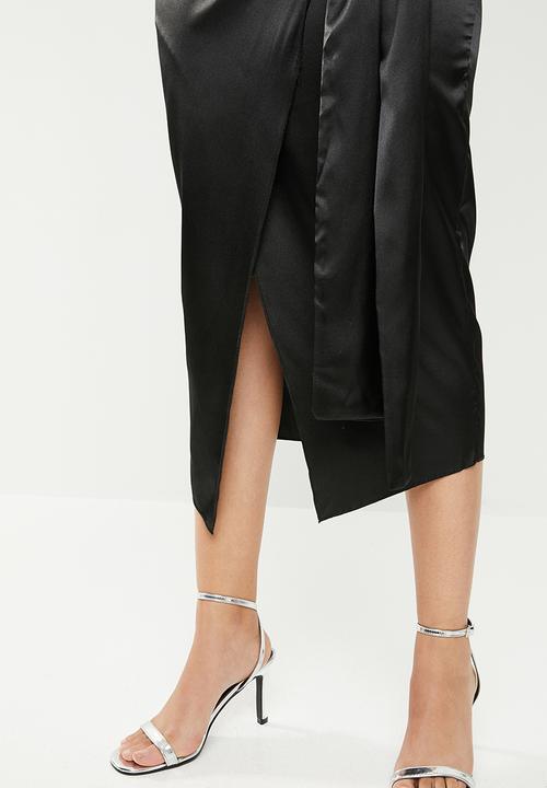Missguided - Satin wrap front skirt - black