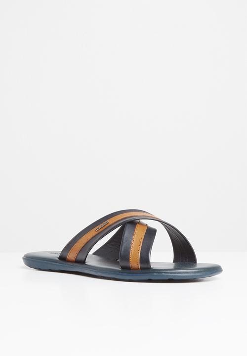 Pringle of Scotland - Cole sandal - black & tan
