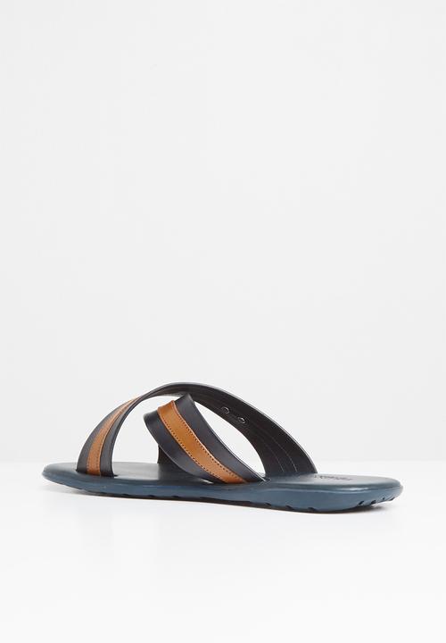 Pringle of Scotland - Cole sandal - black & tan