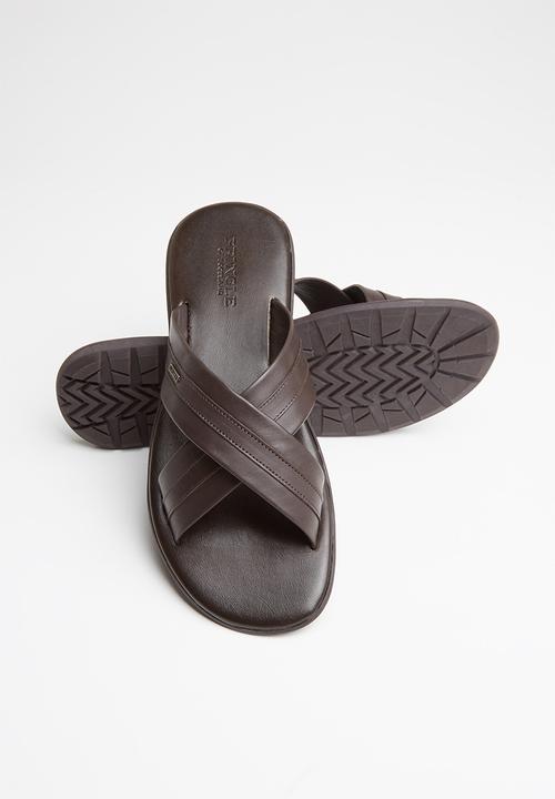Pringle of Scotland - Cole sandal - brown