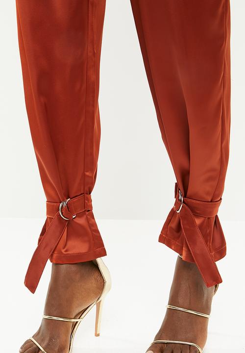 Missguided - Satin pocket detail slim leg cargo pants - orange