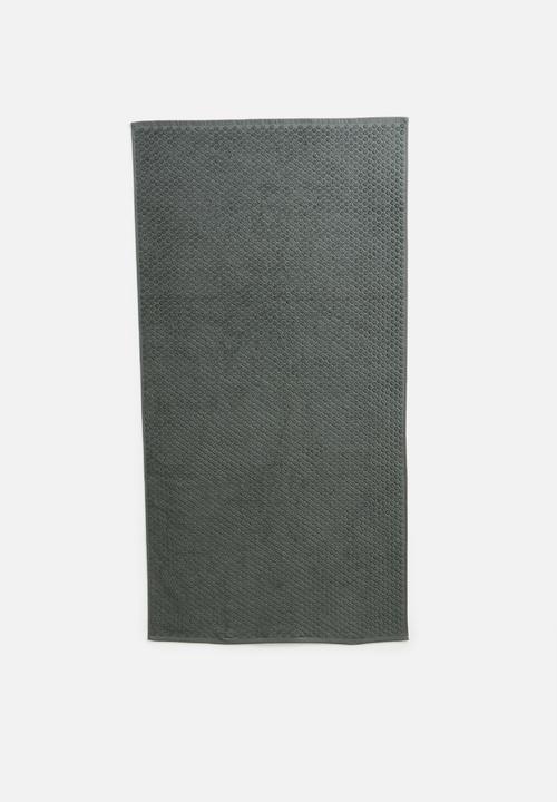 Linen House - Jordan spot bath sheet - asphalt