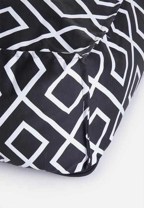 Sixth Floor - Play floor cushion - black & white