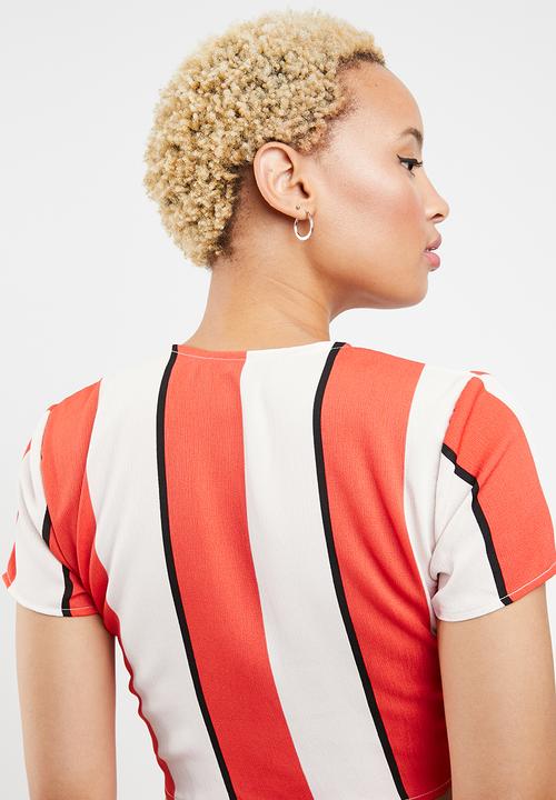 STYLE REPUBLIC - Tie front crop top - orange & cream