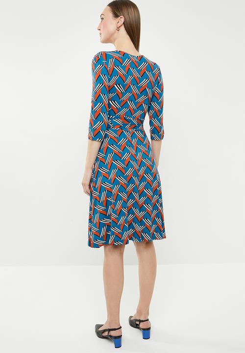 edit - 3/4 sleeve fit and flare dress - multi