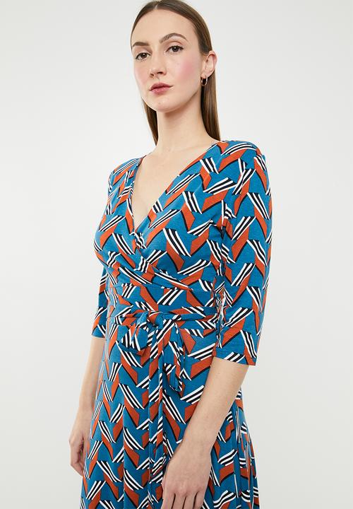 edit - 3/4 sleeve fit and flare dress - multi