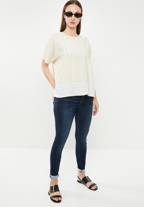 edit - Short sleeve embroidered blouse - cream