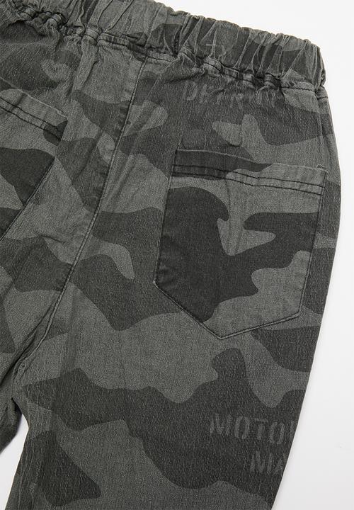 Pop Candy - Camo print shorts - grey