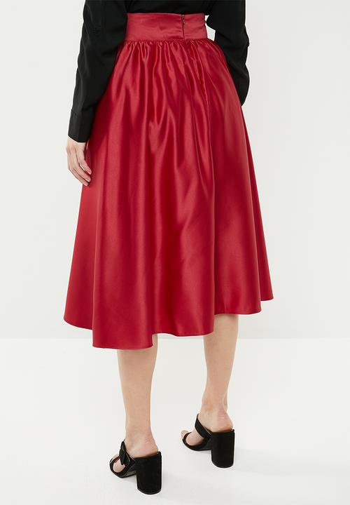 edit - High waist pleated skirt - red