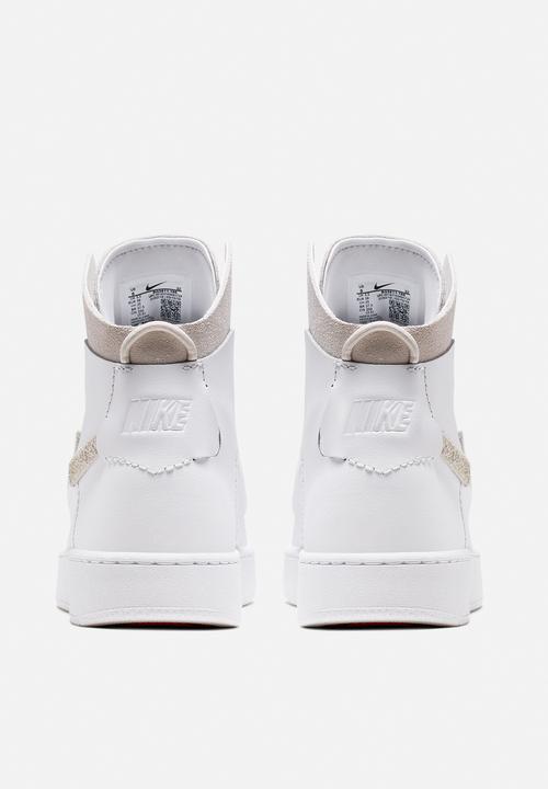 Nike - Vandalised Lux - white/platinum tint-game royal