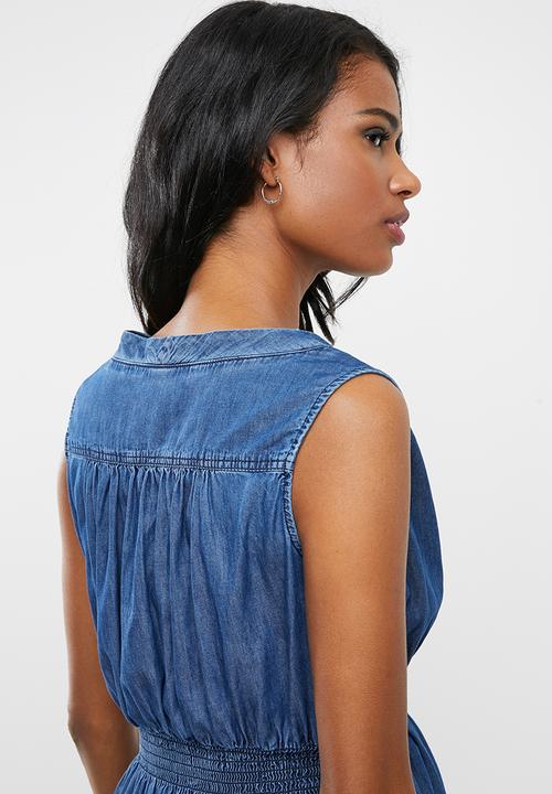 Cherry Melon - Maternity Sleeveless denim dress - blue