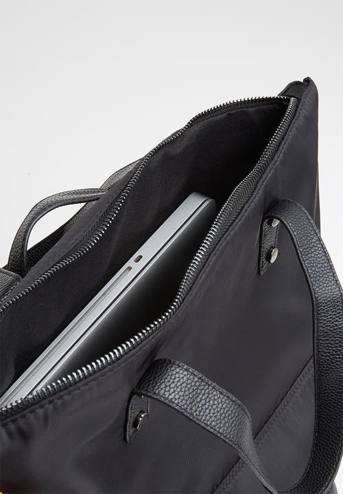 STYLE REPUBLIC - Studded detail backpack - black