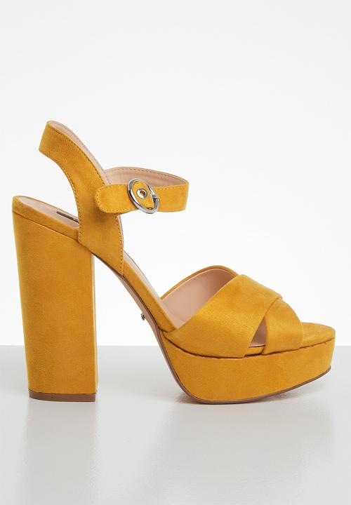 ONLY - Allie wide crossed heeled sandal - yellow