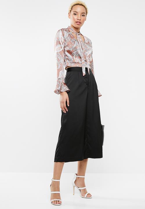 Missguided - Paisley tie front cropped blouse - multi