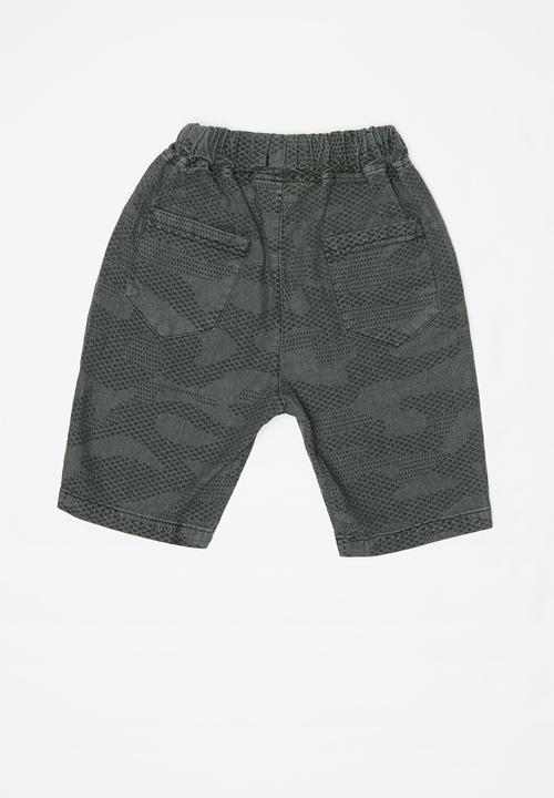 Pop Candy - Camo print shorts - charcoal