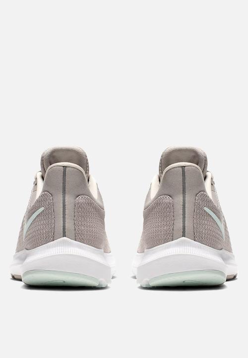 Nike - Quest - moon particle/teal tint-pale ivory-white