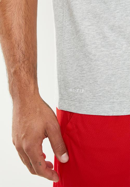 Nike - Nike dry verbiage tee - grey & black