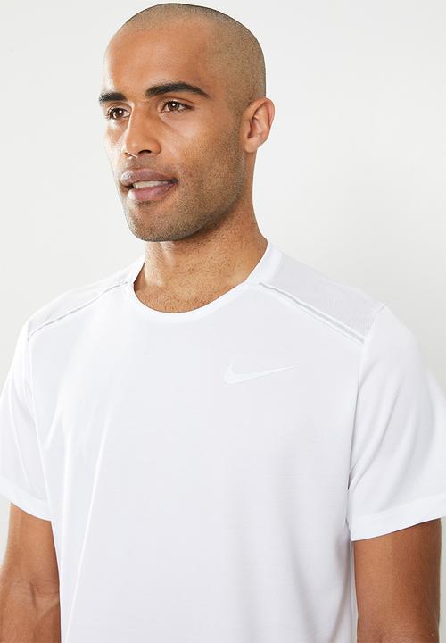 Nike - Nike element 2.0 T-shirt - white