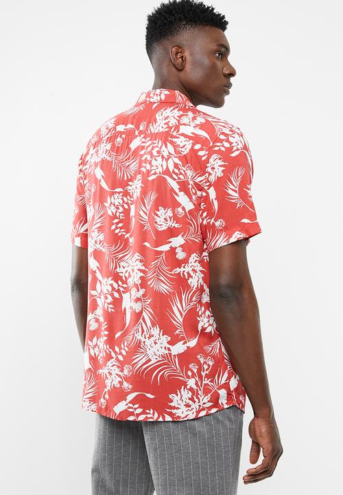 Only & Sons - Larry short sleeve all over print viscose shirt - red