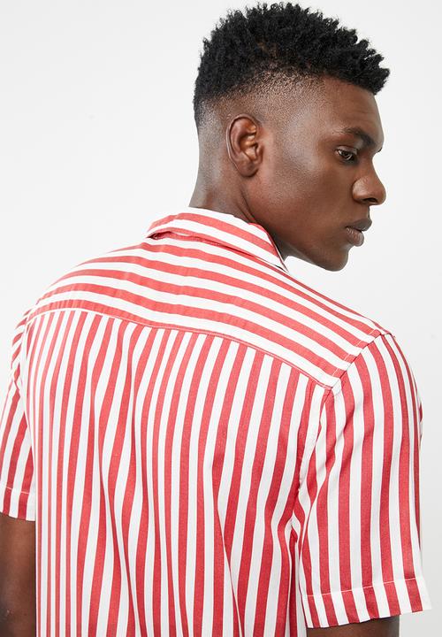 Only & Sons - Wayne short sleeve striped viscose shirt - red