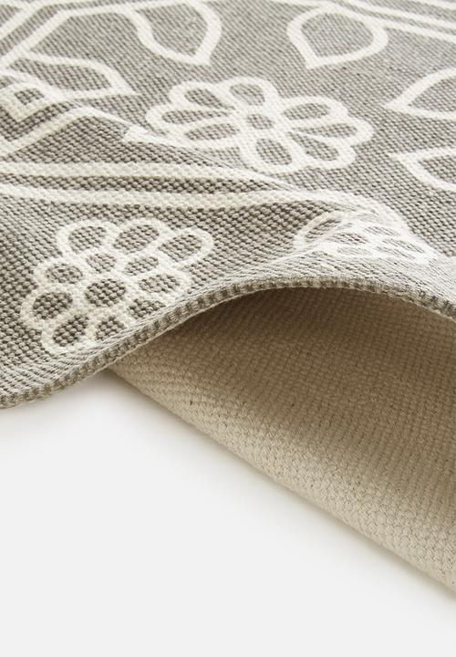 Sixth Floor - Auden printed rug - white & grey