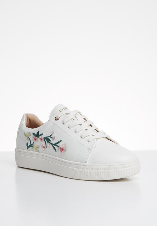ONLY - Sage embroidery sneaker - white