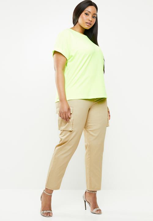 Missguided - Curve straight leg cargo trousers - beige