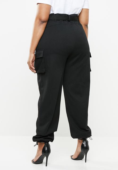 Missguided - Curve seat belt cargo trousers - black