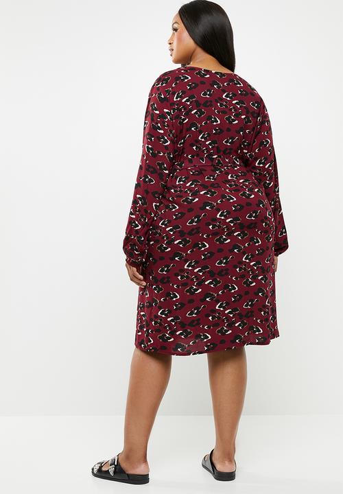 STYLE REPUBLIC PLUS - Asymetrical button dress - burgundy