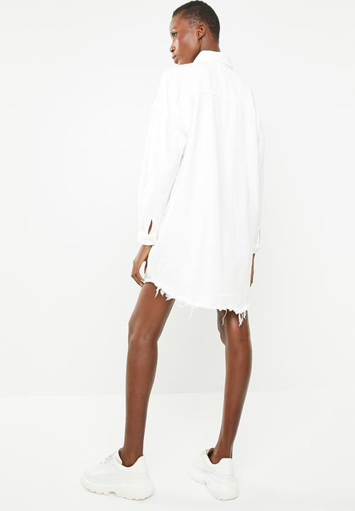 Missguided - Oversized denim shirt dress - white