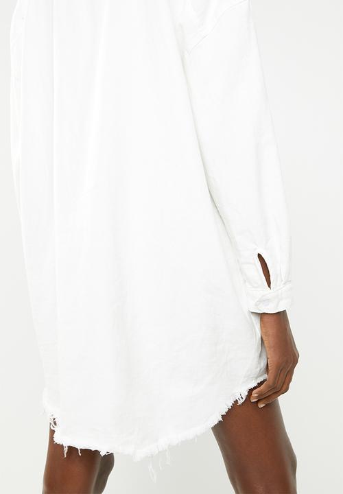 Missguided - Oversized denim shirt dress - white
