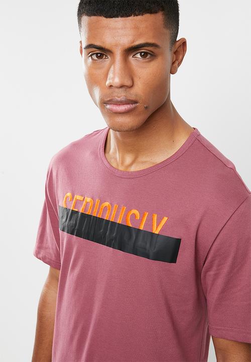 Only & Sons - Eagles short sleeve curved tee - burgundy