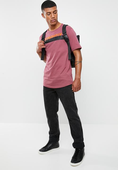 Only & Sons - Eagles short sleeve curved tee - burgundy