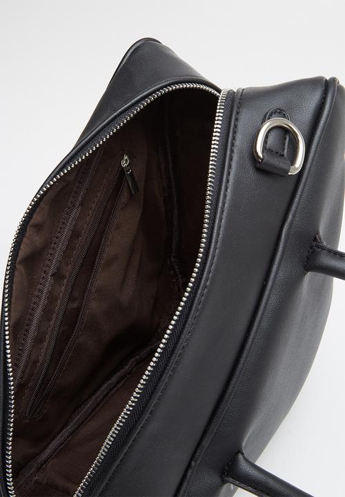 Superbalist - Triangular shape bag - black