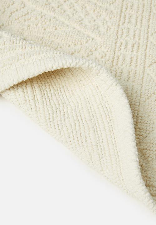 Sixth Floor - Dane woven diamond bath mat - cream