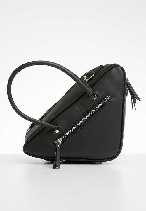 Superbalist - Triangular shape bag - black