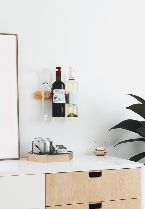 Umbra - Showvino wine display