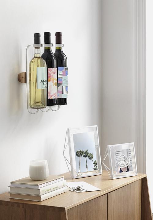 Umbra - Showvino wine display