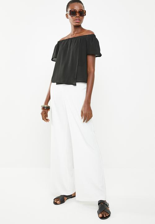 Superbalist - Off the shoulder wrap front top - black